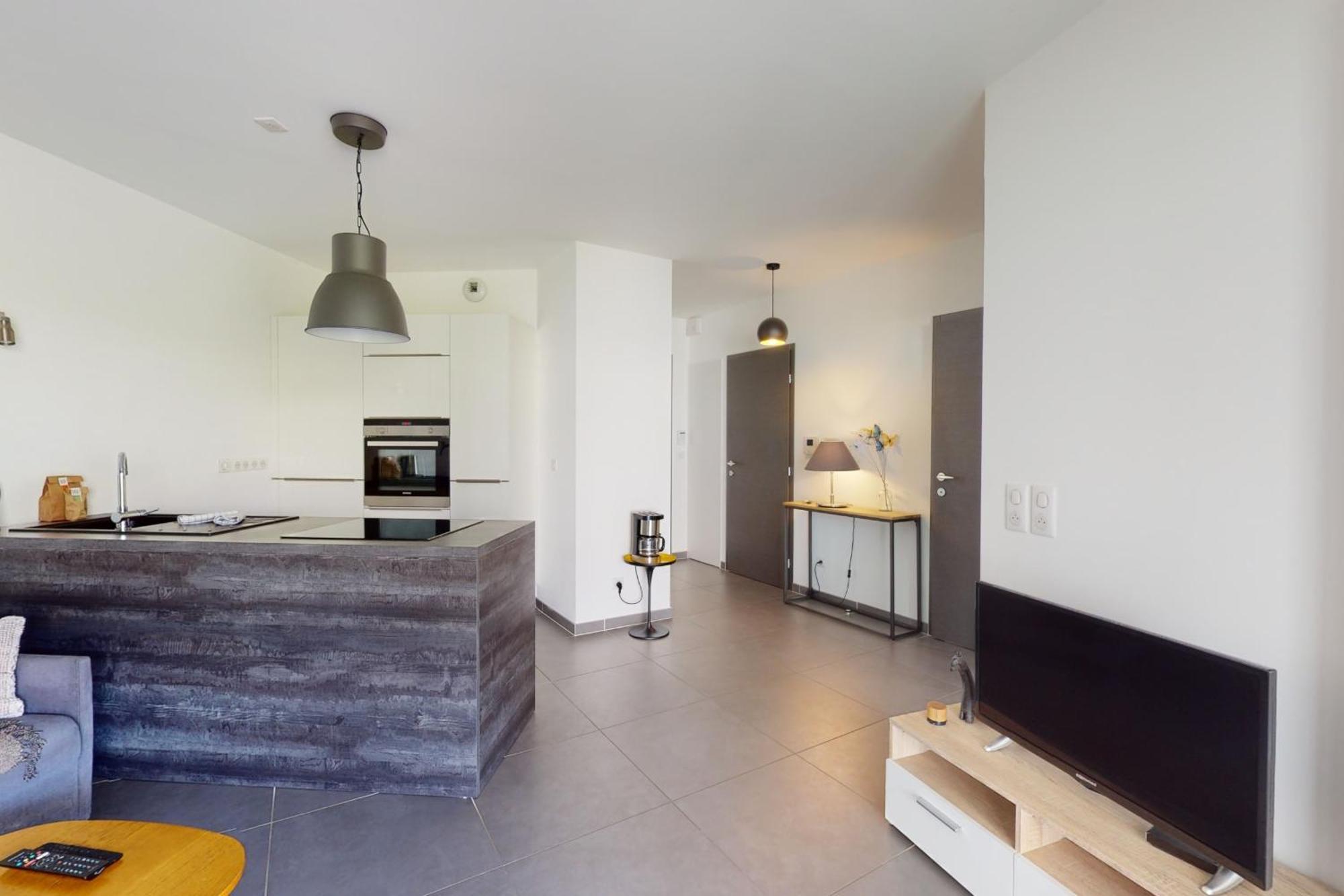 Le Tresum A Few Steps From The Lake Parking Annecy Exterior photo